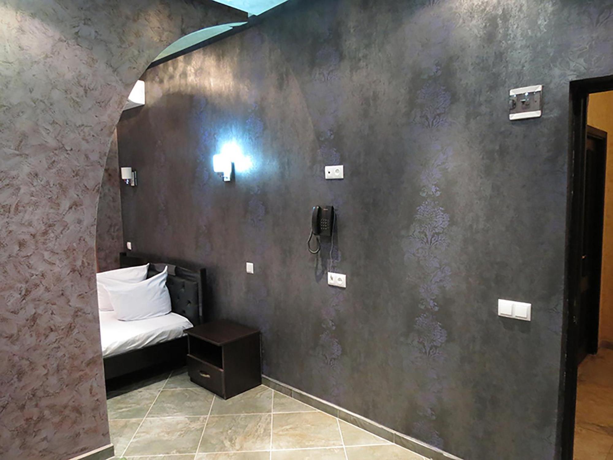White House Hotel Jerevan Rum bild